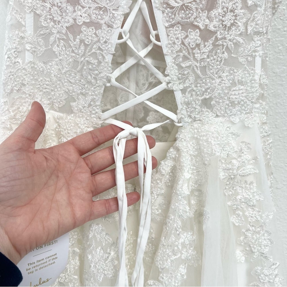 Lulus Luxury White Sheer Tulle Embroidered Beaded Bridal Gown Size Large NWT - Picture 10 of 17